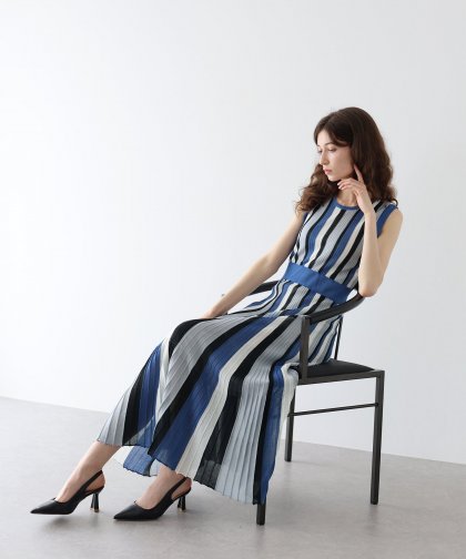 【SALE】ラメストライプニットワンピース