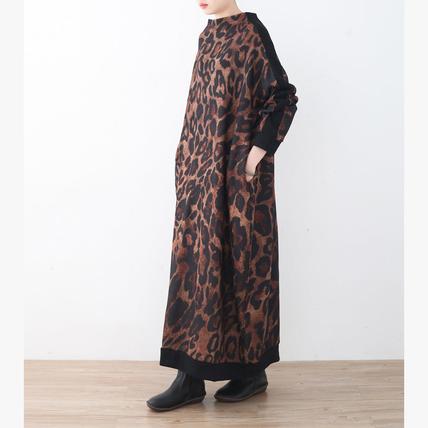 スタイリッシュ チョコレートカラー ロングセーター 秋 ファッション パッチワーク プルオーバー ハイネック 秋ワンピース（2025）